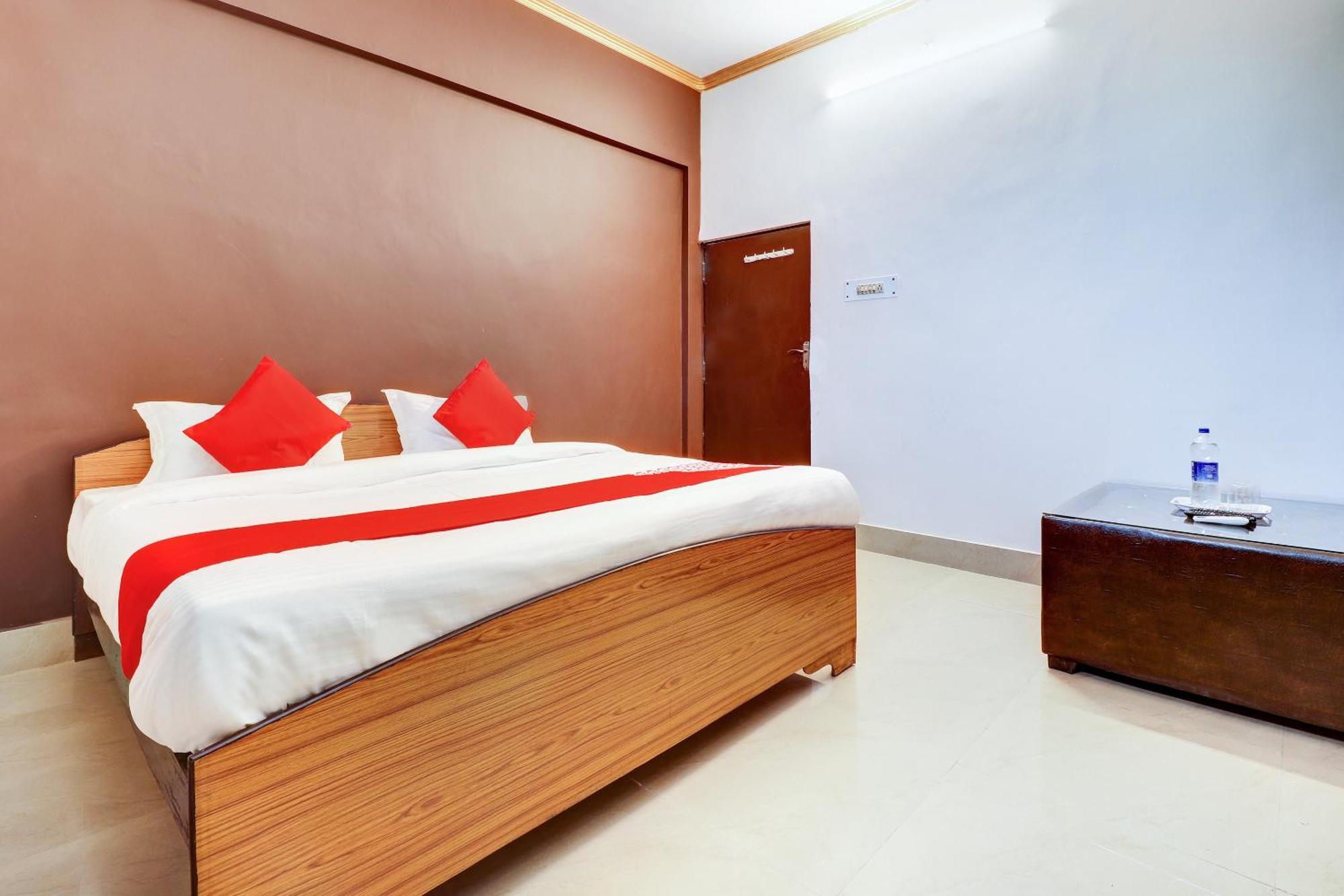 Hotel O Star City Hotel Ayodhya Exterior photo